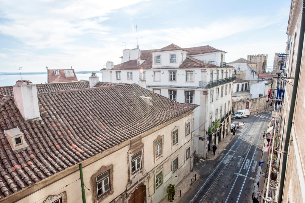 Portas Do Teatro Apartments Lisboa Стая снимка